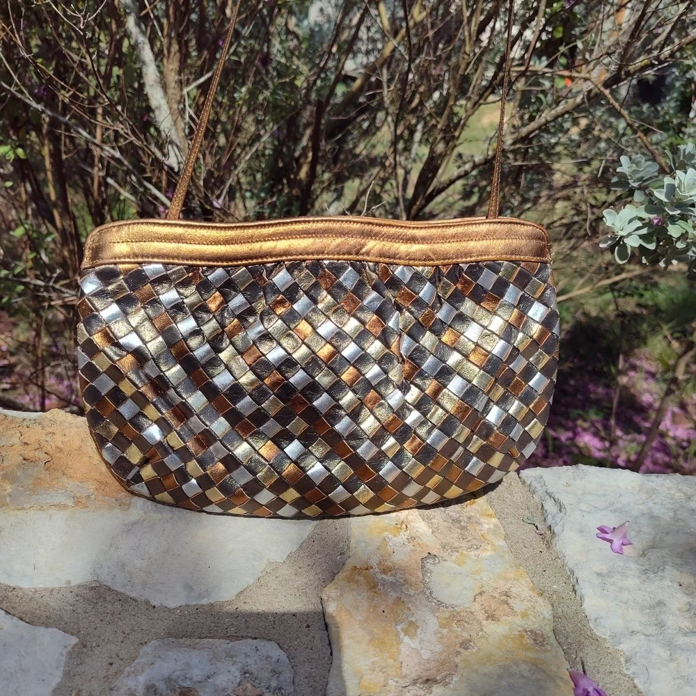 VINTAGE Y2K Morris Moskowitz Gold Silver Copper Gunmetal Woven Clutch EUC - Picture 2 of 12
